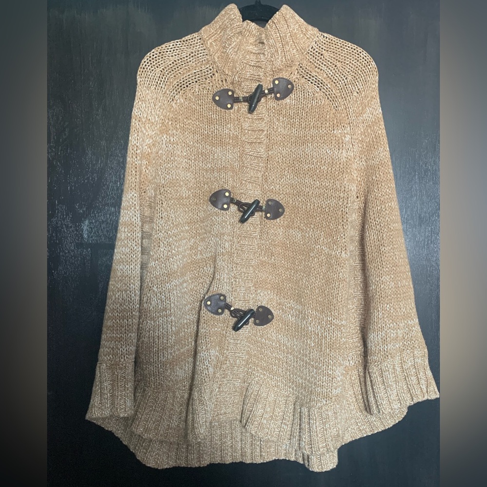 Michael Kors shawl in tan and size S